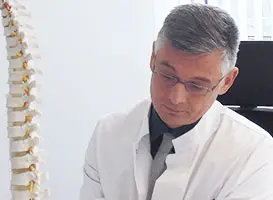 Dr. med. Leonhard Kühn